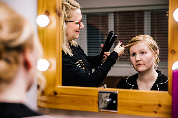 Hanbury Barn Wedding Photography - Hannah & Adam-22