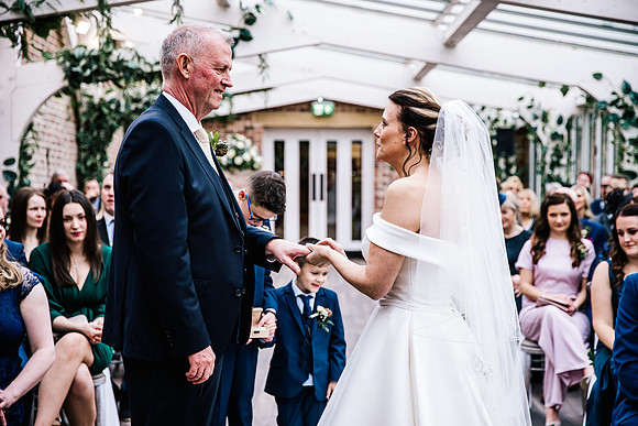 Foxtail Barns Wedding Photography - Jill & Chris-337