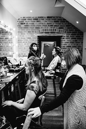 Foxtail Barns Wedding Photography - Jill & Chris-179