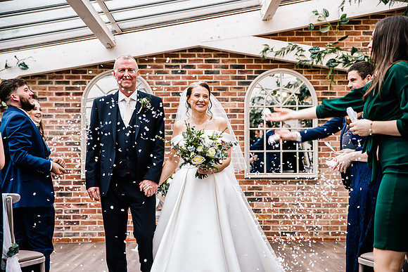 Foxtail Barns Wedding Photography - Jill & Chris-379