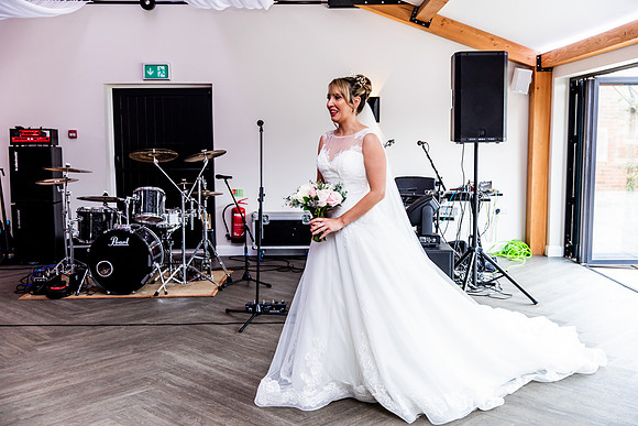 Hanbury Barn Wedding Photography - Laura & Phil-259