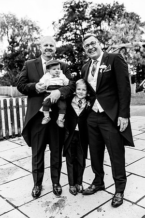 Hanbury Barn Wedding Photography - Laura & Phil-417