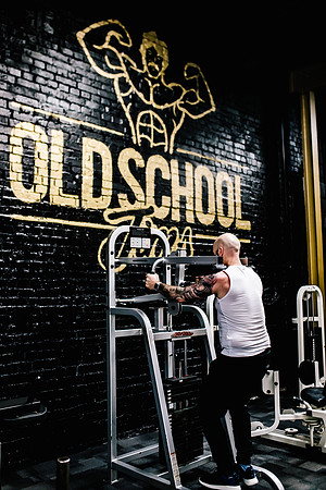 Staffordshire Fitness Photography - THe Fitness At Old School Jims Bodybuilding & Fitness - PT Shoot-39