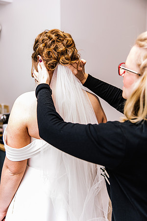 Hanbury Barn Wedding Photography - Hannah & Adam-224