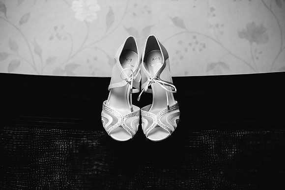 Three Horseshoes Wedding Photography - Staffordshire Weddding Photographer - Laura & Louis-18