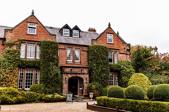 Nunsmere Hall Wedding Photography - Amy & Sam-2