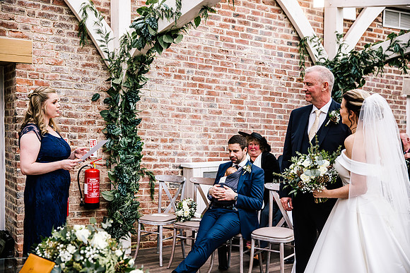 Foxtail Barns Wedding Photography - Jill & Chris-317