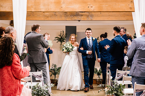 Hanbury Barn Wedding Photography - Hannah & Adam-366