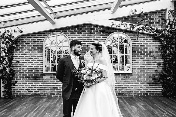 Foxtail Barns Wedding Photography - Jill & Chris-494
