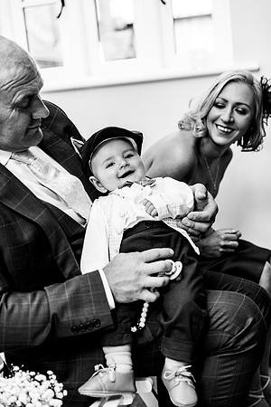 Hanbury Barn Wedding Photography - Laura & Phil-329