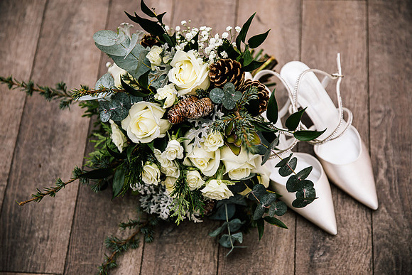 Foxtail Barns Wedding Photography - Jill & Chris-13