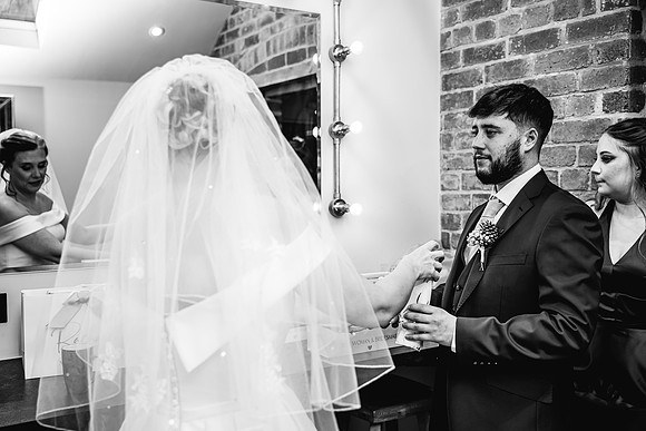 Foxtail Barns Wedding Photography - Jill & Chris-207