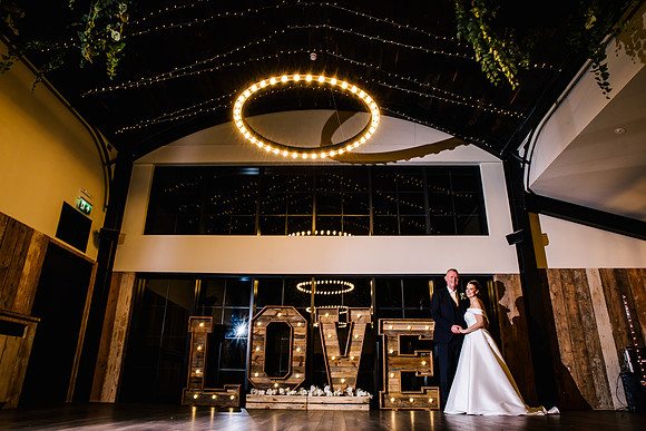 Foxtail Barns Wedding Photography - Jill & Chris-691