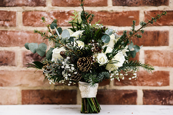 Foxtail Barns Wedding Photography - Jill & Chris-21