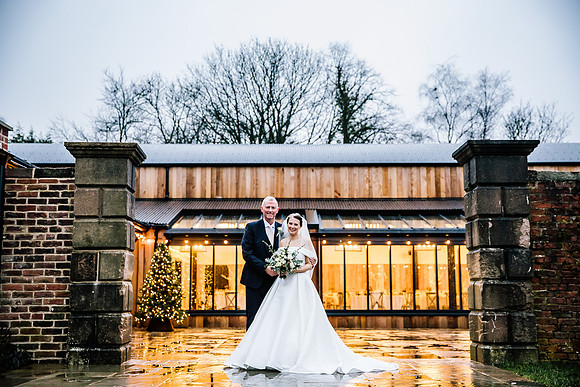 Foxtail Barns Wedding Photography - Jill & Chris-530
