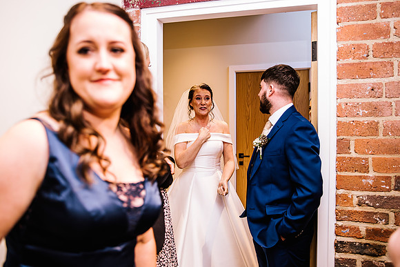 Foxtail Barns Wedding Photography - Jill & Chris-204