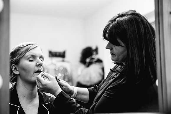Hanbury Barn Wedding Photography - Hannah & Adam-76
