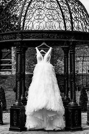 Charlotte & Paul - Foxtail Barns Wedding Photography-10