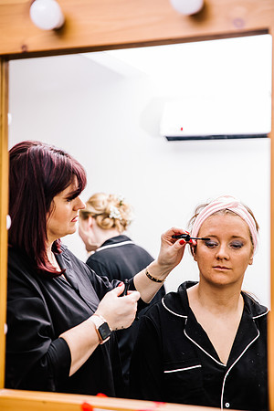 Hanbury Barn Wedding Photography - Hannah & Adam-41