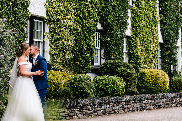 Newby Bridge Wedding Photography - Laura & Ryan-511