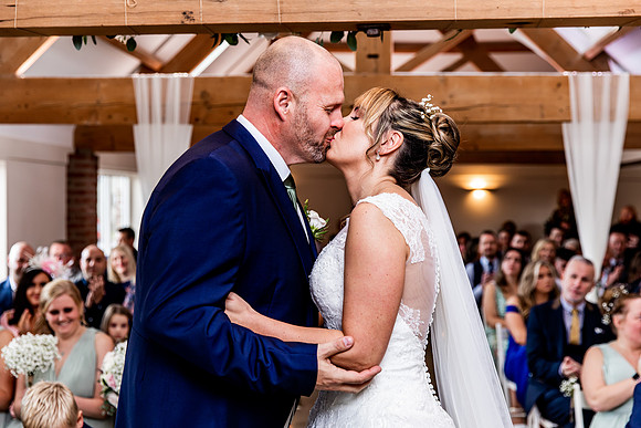 Hanbury Barn Wedding Photography - Laura & Phil-324