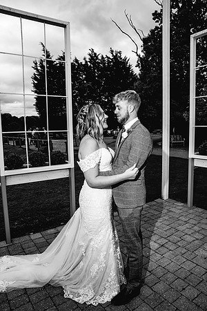 Alcumlow Wedding Barn Photography - Aimee & Mike-659