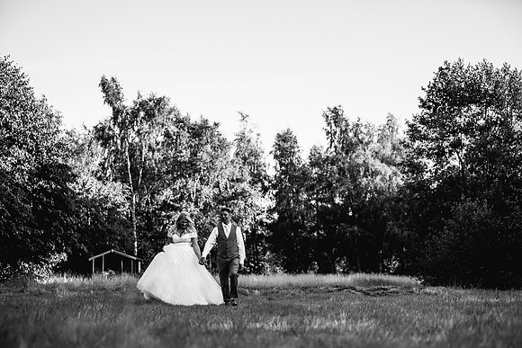 The Oak Tree Of Peover Wedding Photography - Cheshire Wedding Photographer-997