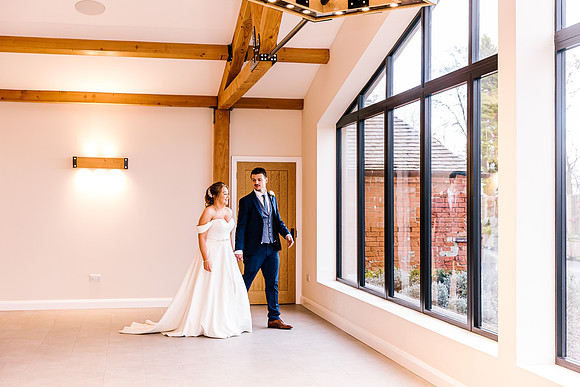 Hanbury Barn Wedding Photography - Hannah & Adam-640