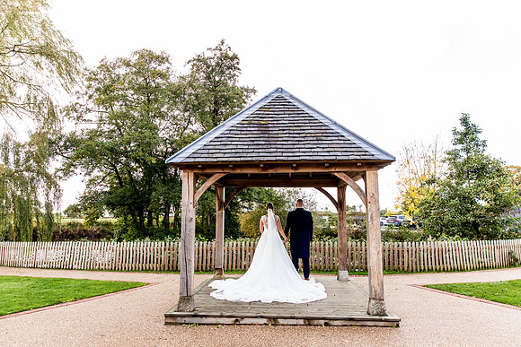 Hanbury Barn Wedding Photography - Laura & Phil-560