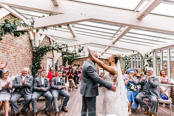 Foxtail Barns Wedding Photography - Kate & Jonathon-335