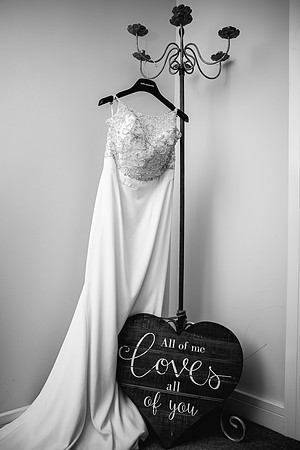 Newcastle Under Lyme Wedding Photography - Staffordshire Wedding Photographer - Emily & Wayne-4