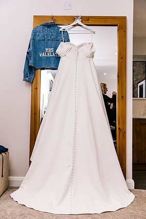 Hanbury Barn Wedding Photography - Hannah & Adam-8