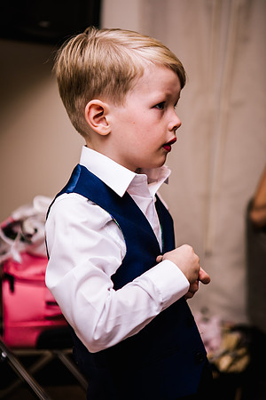 Three Horseshoes Wedding Photography - Staffordshire Weddding Photographer - Laura & Louis-141