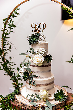 Hanbury Barn Wedding Photography - Laura & Phil-466