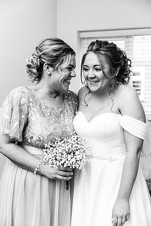 Hanbury Barn Wedding Photography - Hannah & Adam-233