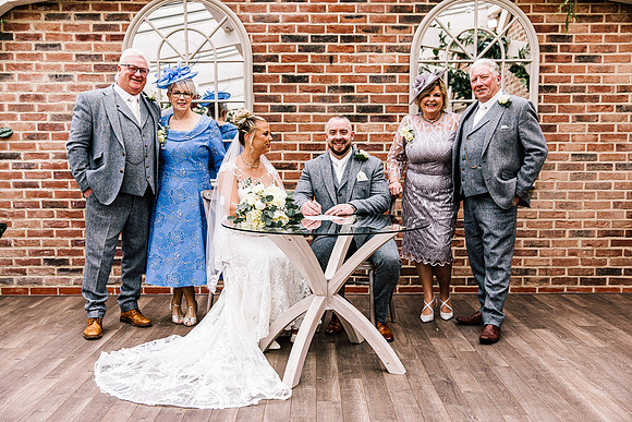 Foxtail Barns Wedding Photography - Kate & Jonathon-349