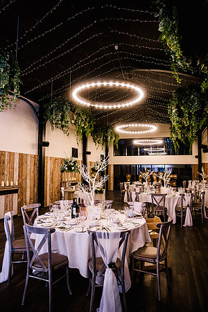 Foxtail Barns Wedding Photography - Jill & Chris-556