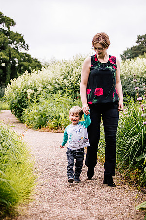 Engagement-Family Shoot at Trentham Gardens-48