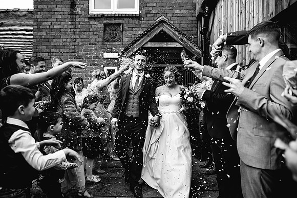 Hanbury Barn Wedding Photography - Hannah & Adam-382
