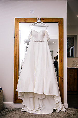 Hanbury Barn Wedding Photography - Hannah & Adam-1