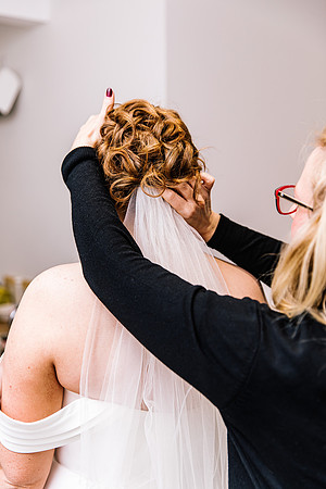 Hanbury Barn Wedding Photography - Hannah & Adam-225