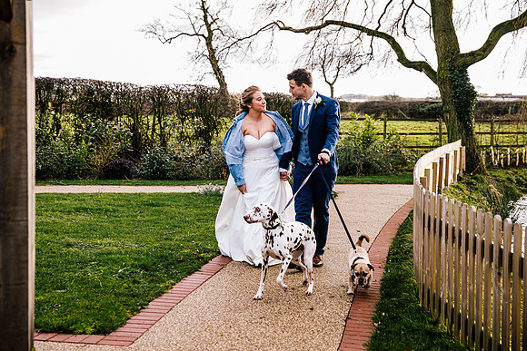 Hanbury Barn Wedding Photography - Hannah & Adam-593