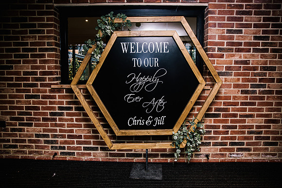 Foxtail Barns Wedding Photography - Jill & Chris-36