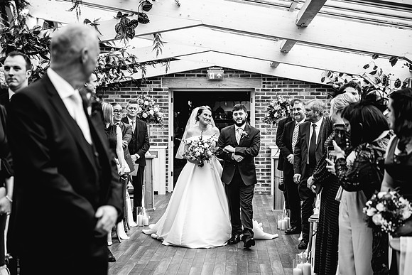 Foxtail Barns Wedding Photography - Jill & Chris-294