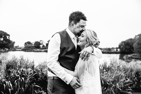 Sandhole Oak Barn Wedding Photography - Becky & Sam-397