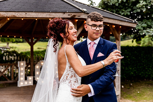 Slaters Country Inn Wedding - Chris & Rob-397
