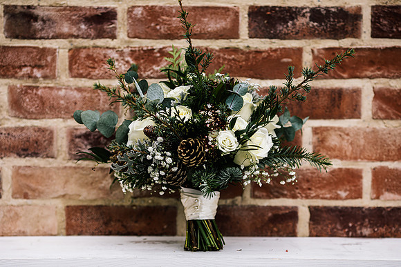 Foxtail Barns Wedding Photography - Jill & Chris-22