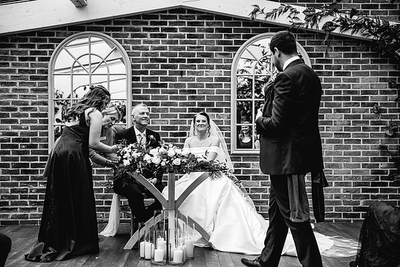 Foxtail Barns Wedding Photography - Jill & Chris-351