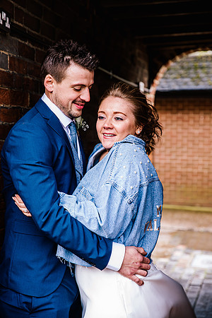Hanbury Barn Wedding Photography - Hannah & Adam-573
