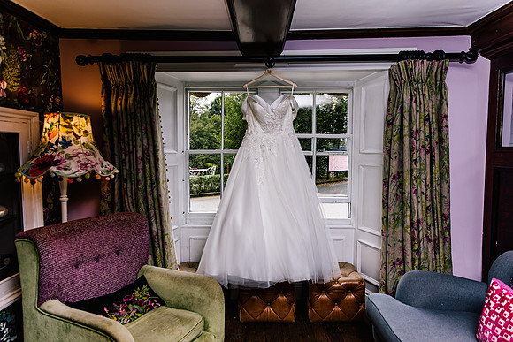 Newby Bridge Wedding Photography - Laura & Ryan-15
